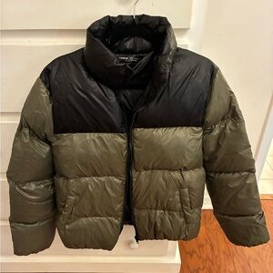 SHEIN Women’s Black and Olive Puffer Jacket